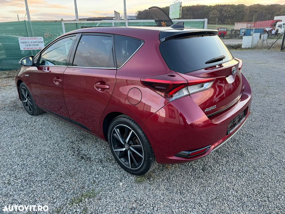 Toyota Auris - 13