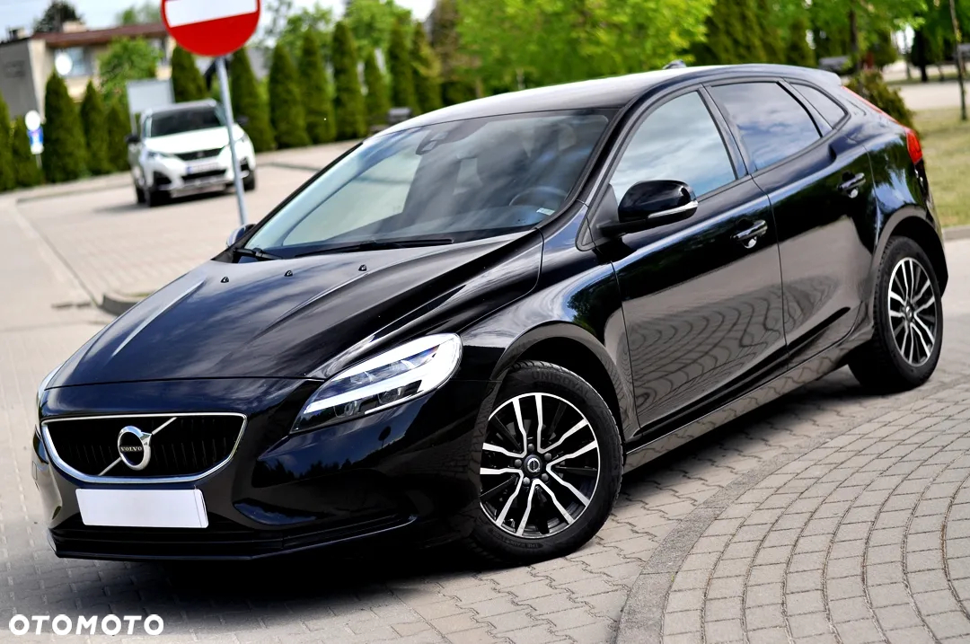 Volvo V40 D2 Drive-E Momentum - 12
