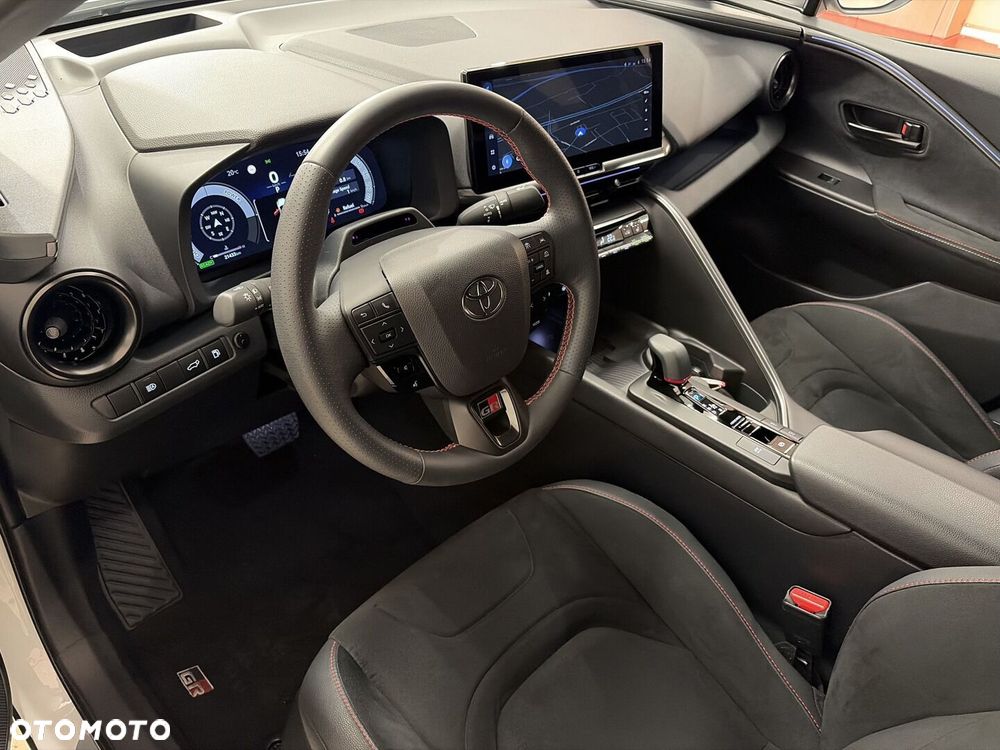 Toyota C-HR - 11