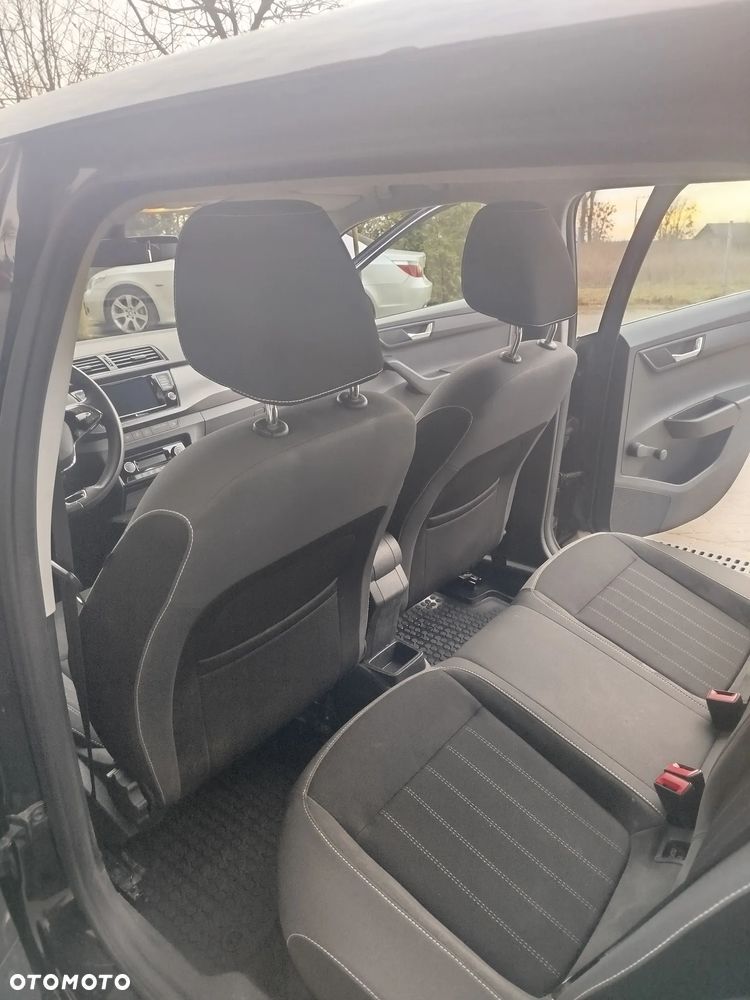 Skoda Fabia 1.0 TSI Style DSG - 8