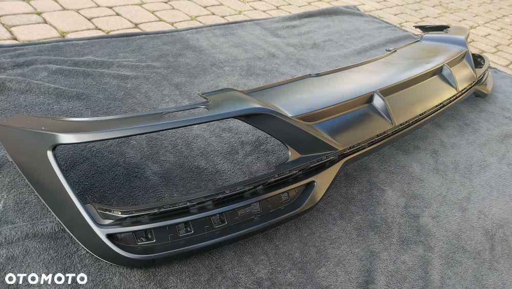 Audi a5 dyfuzor dokładka zderzaka tylnego spoiler - jak nowy 8W6807521AH - 2