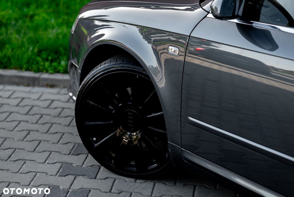 Audi A4 Limousine 1.8 T quattro - 11