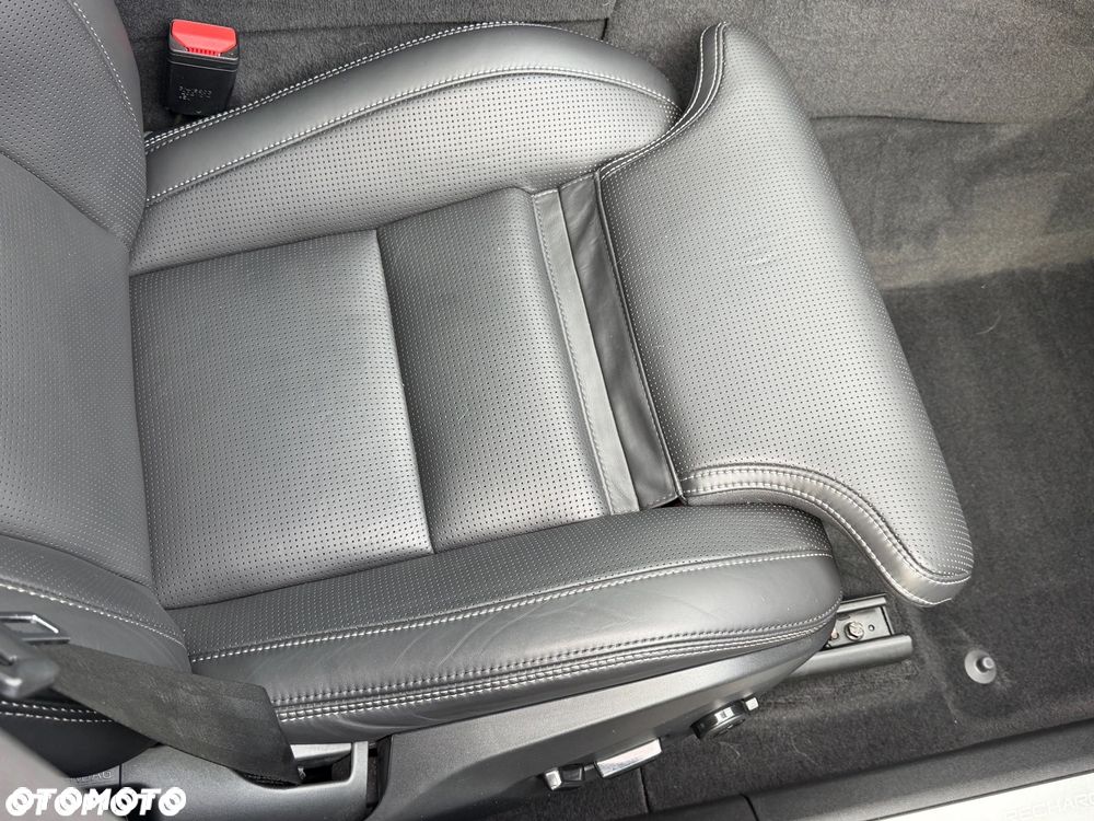 Volvo XC 60 T6 Plug-In Hybrid AWD Inscription - 10