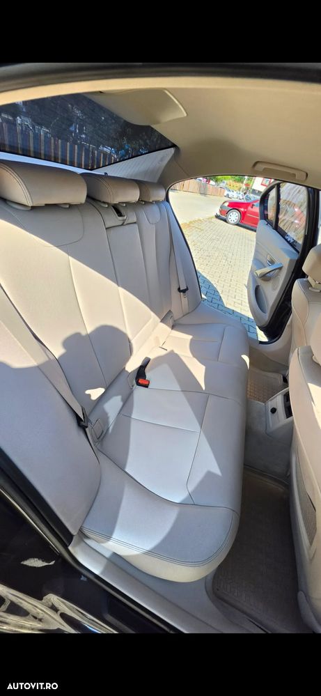 BMW Seria 3 - 15