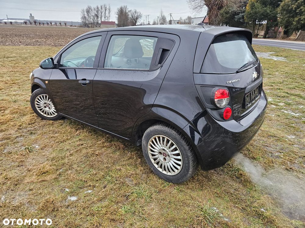 Chevrolet Aveo - 39