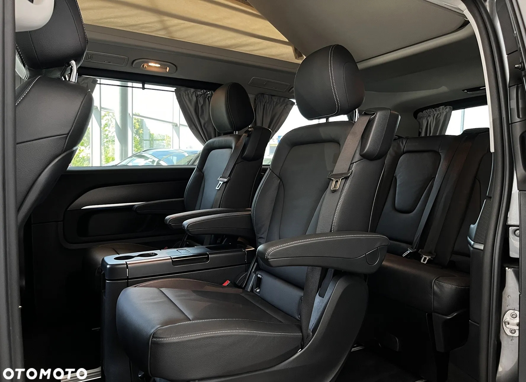 Mercedes-Benz Klasa V 300 d 4-Matic Avantgarde 9G-Tronic (d³ugi) - 22