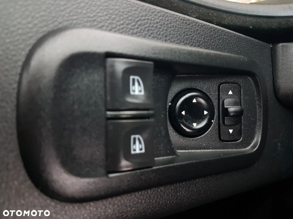 Renault MASTER 8EP CHŁODNIA MROŹNIA 4,22x2,11x2,01 IZOTERMA AGREGAT THERMO KING V-500 MAX GRZANIE KLIMA KRAJOWY - 10