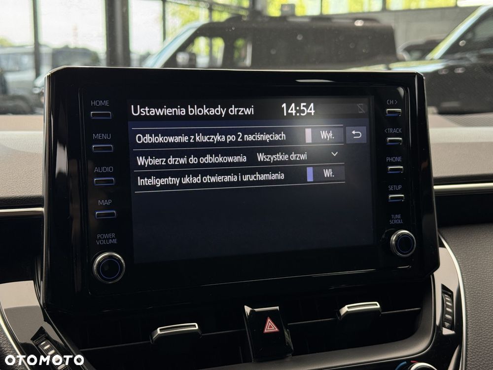 Toyota Corolla 2.0 Hybrid Comfort - 32