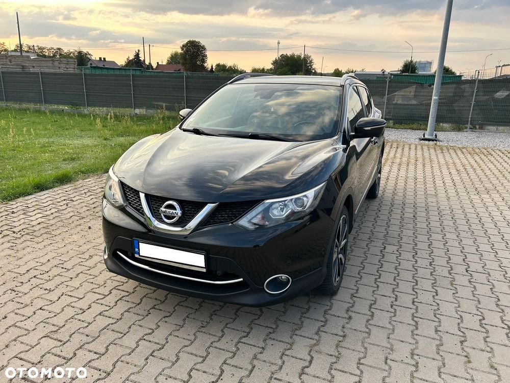 Nissan Qashqai 1.6 DCi 4x4 Tekna - 1