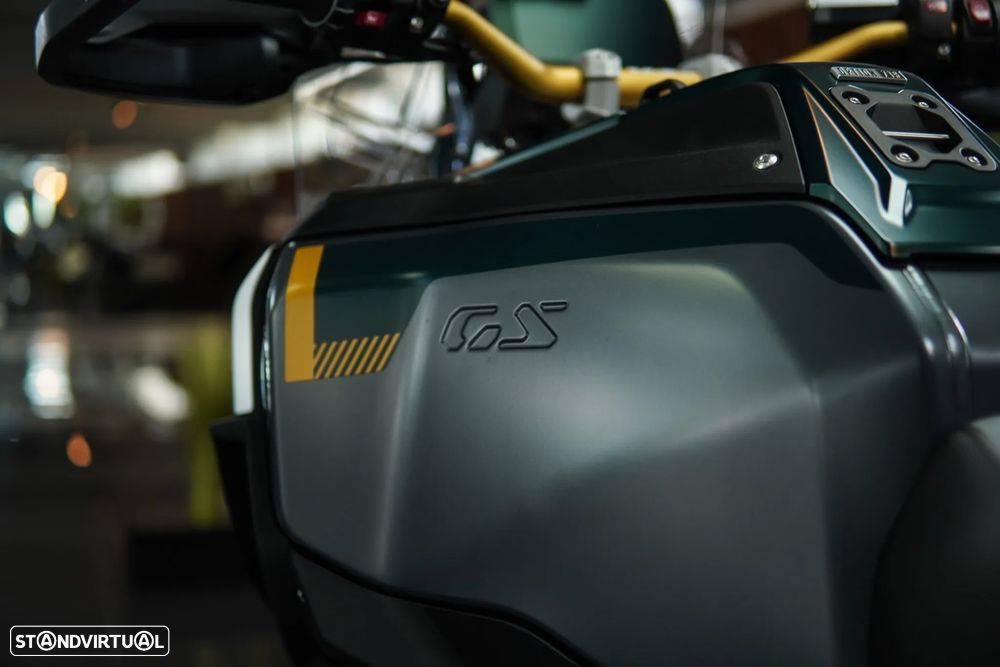 BMW R 1300 GS Adventure KARAKORUM Option 719 Akrapovic ASA - 27