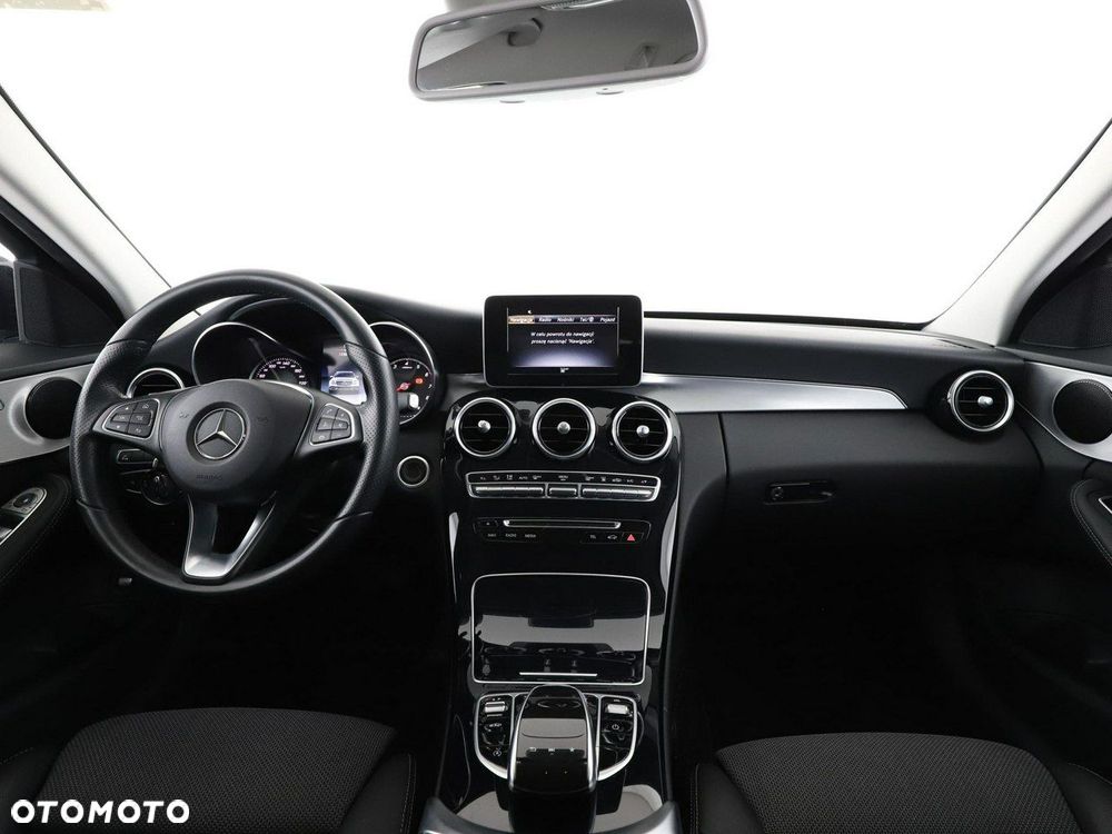 Mercedes-Benz Klasa C 200 9G-TRONIC Avantgarde - 16