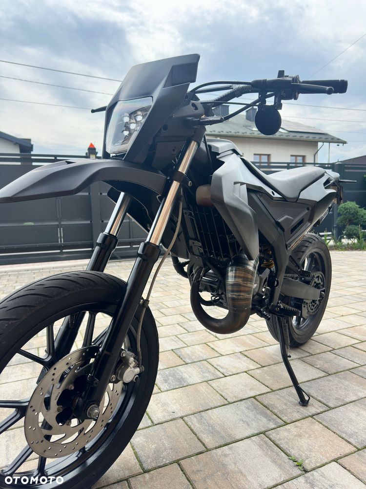 Aprilia SX - 15