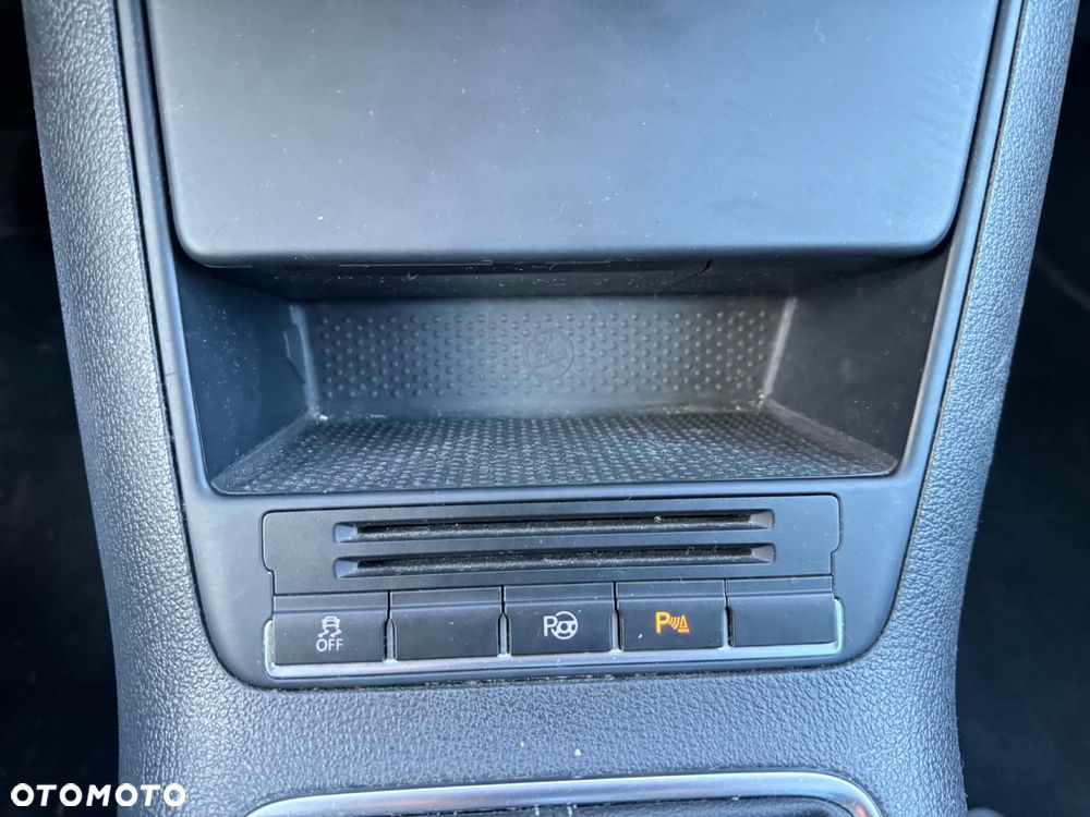 Volkswagen Golf Plus - 10