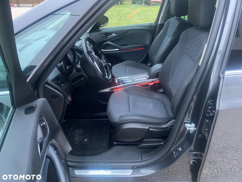 Opel Zafira 2.0 CDTI Cosmo - 9