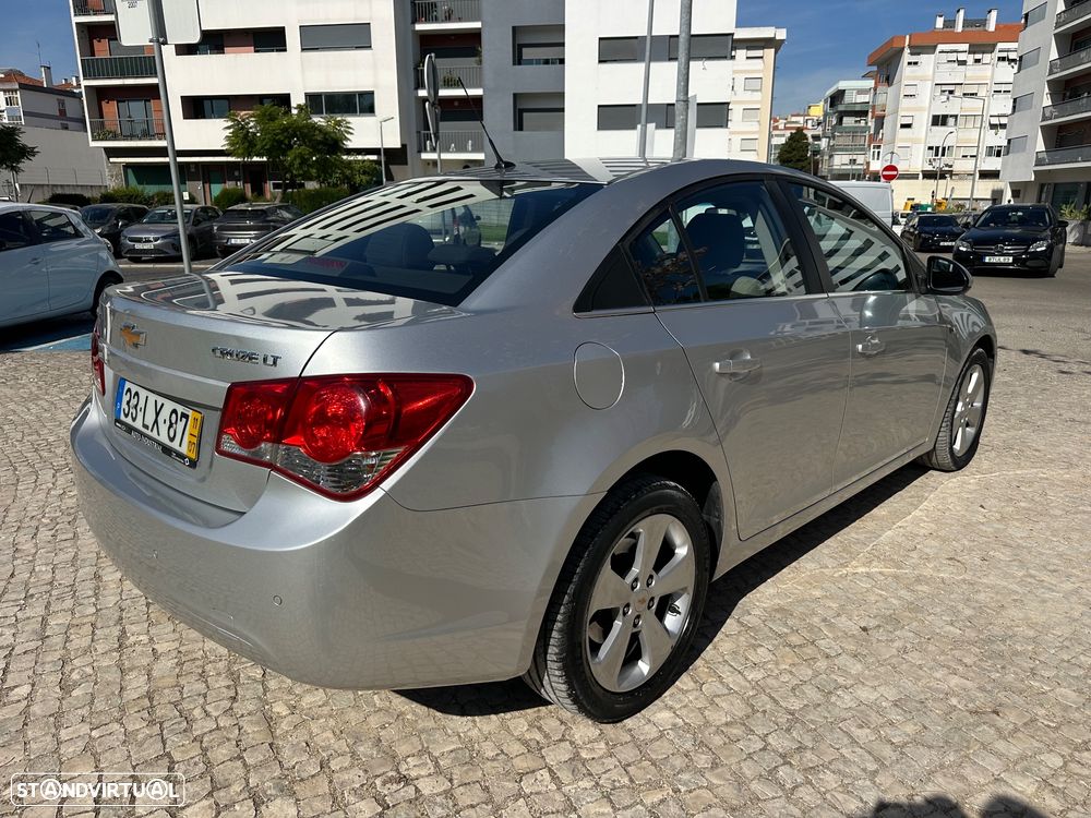 Chevrolet Cruze 2.0 VCDi LT - 2