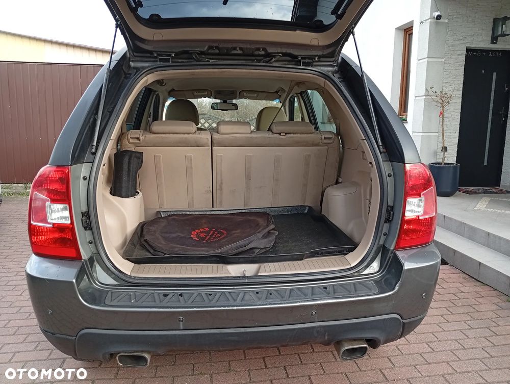 Kia Sportage 2.0 Tour - 18