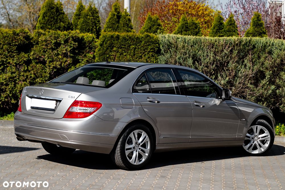 Mercedes-Benz Klasa C 200 CDI DPF Avantgarde - 10