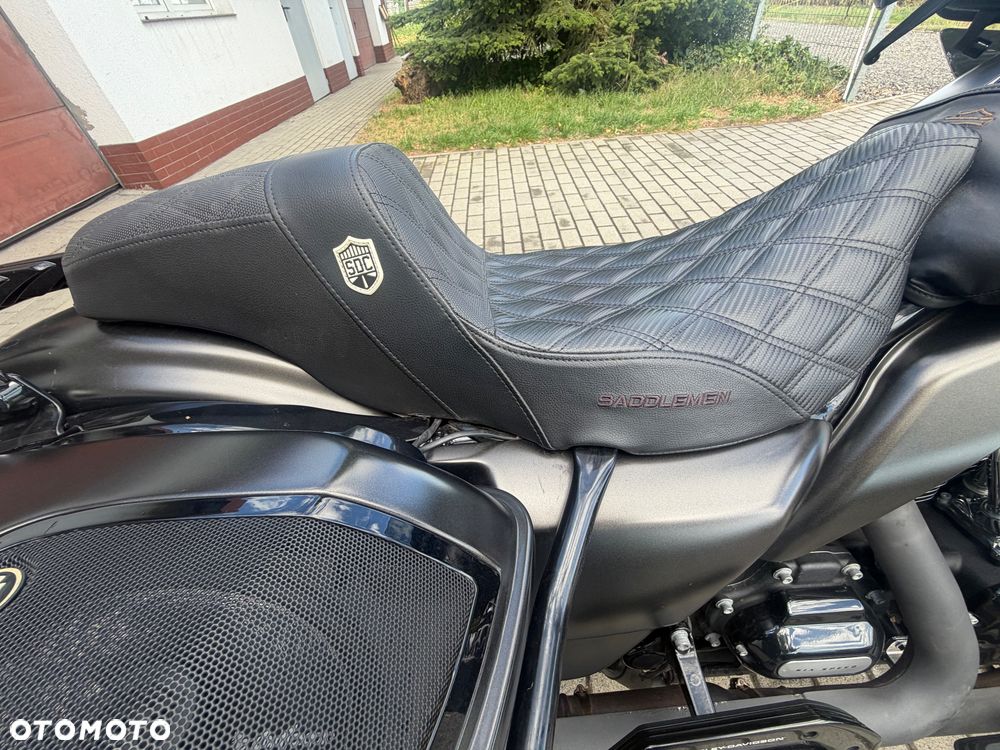 Harley-Davidson Touring Ultra Limited - 6