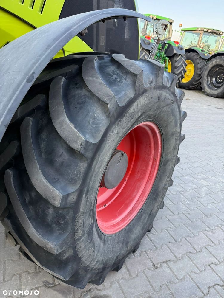 Claas AXION 810 CMATIC  820 CEBIS  JOHN DEERE 7430 - 9
