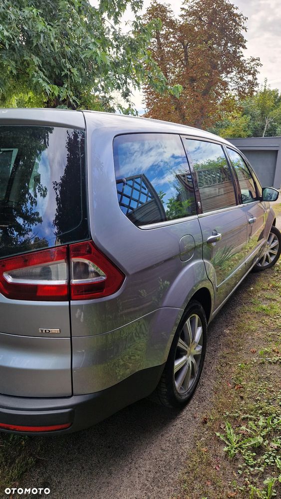 Ford Galaxy 2.0 TDCi Ghia - 5