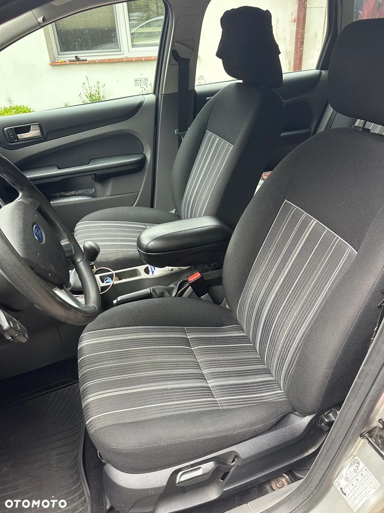 Ford Focus 1.6 Trend - 7