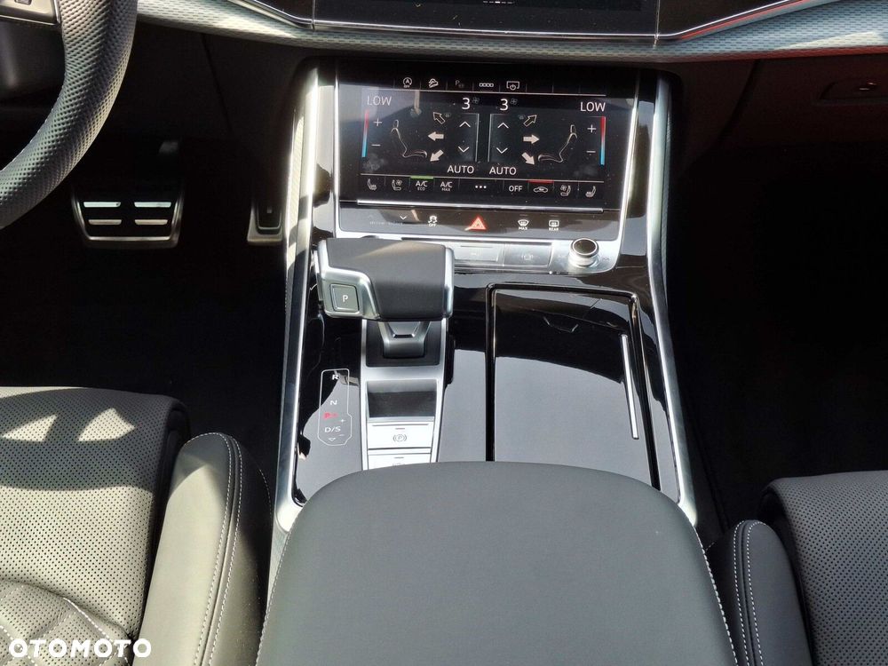 Audi Q8 - 16
