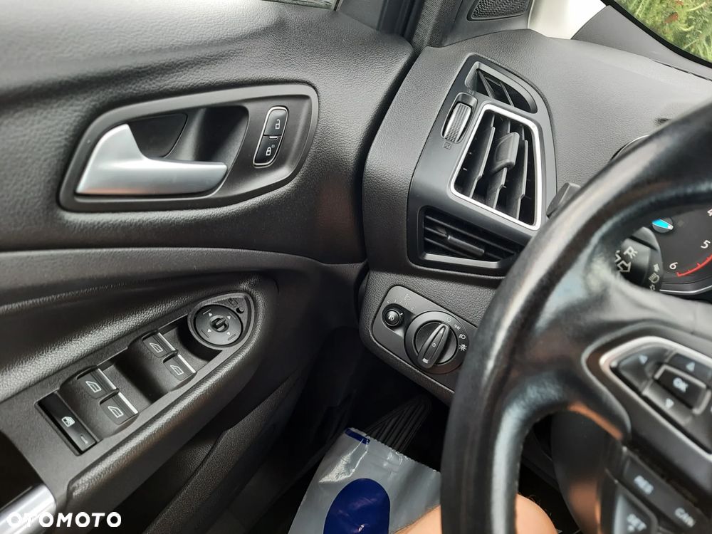Ford Kuga 2.0 TDCi 2x4 Business Edition - 20