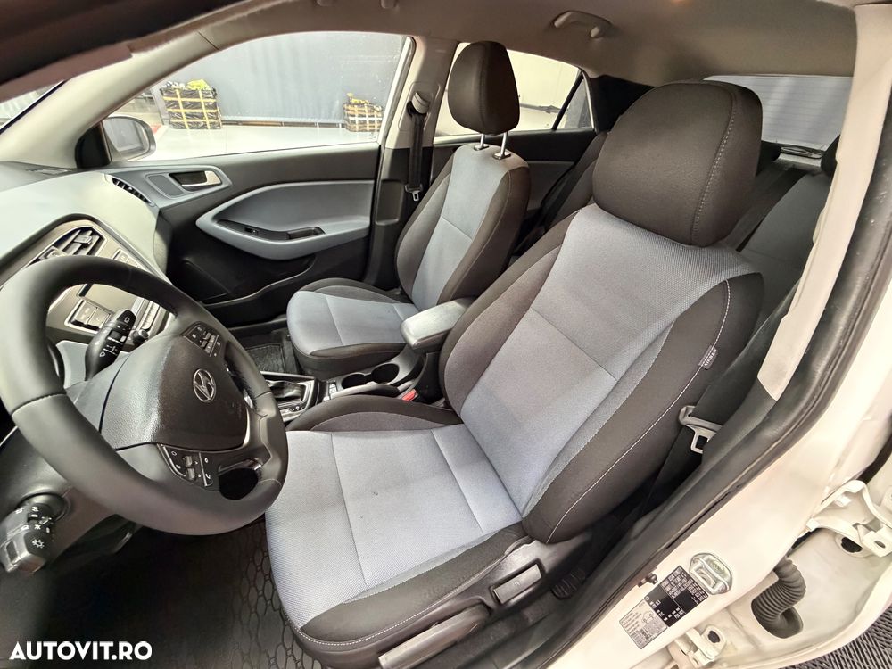 Hyundai i20 1.0 l T-GDi M-Hybrid 100CP 7DCT 5DR Led Line - 11