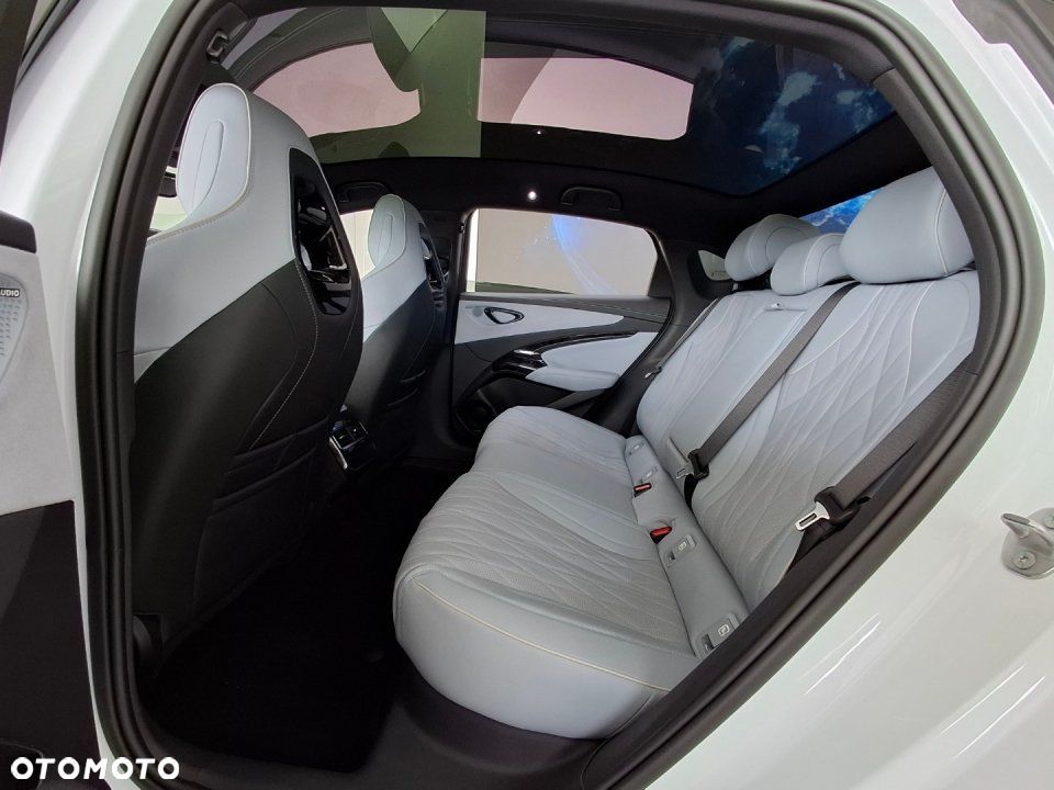 BYD Seal 82.5kWh Excellence AWD - 11
