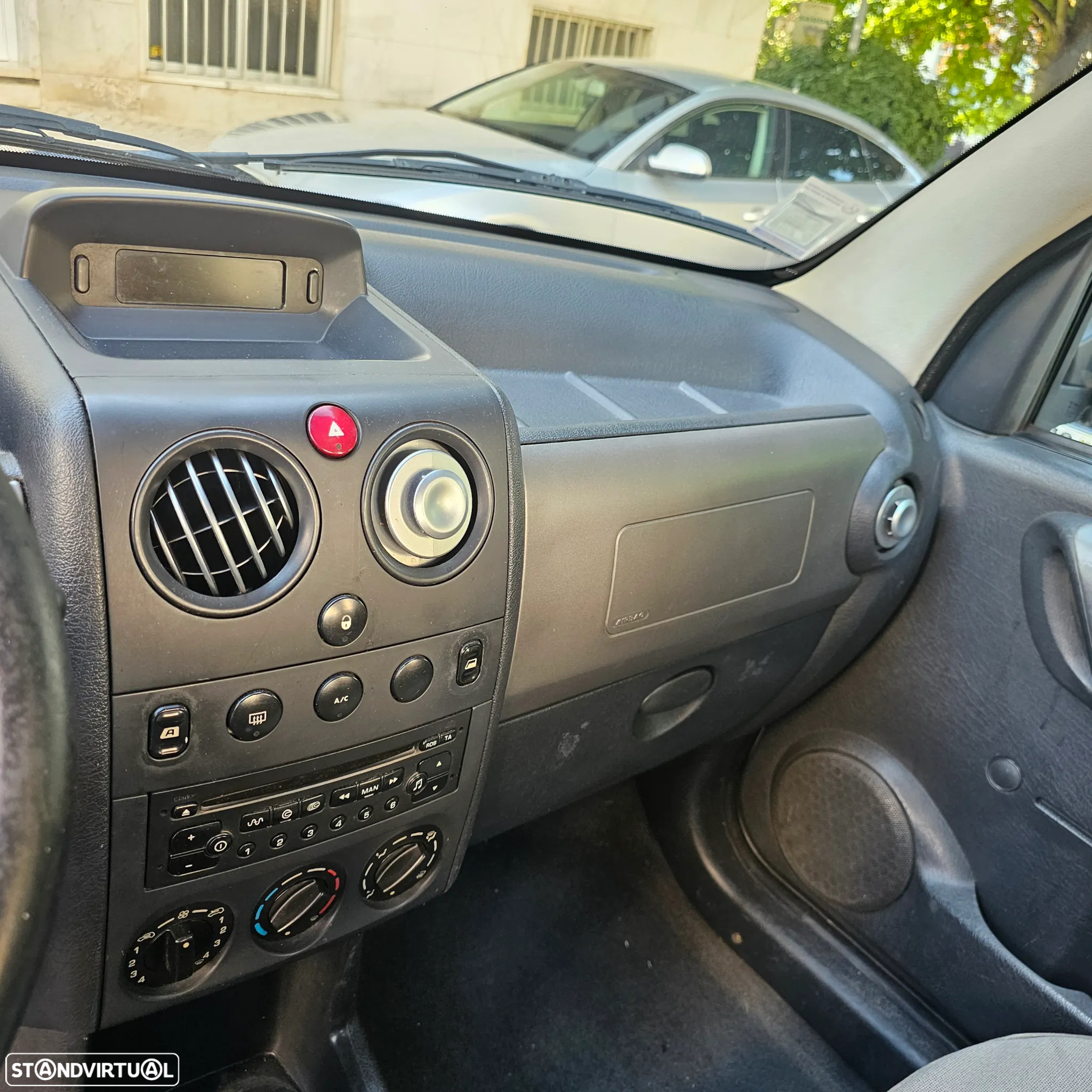 Citroën Berlingo 1.4i XTR - 18