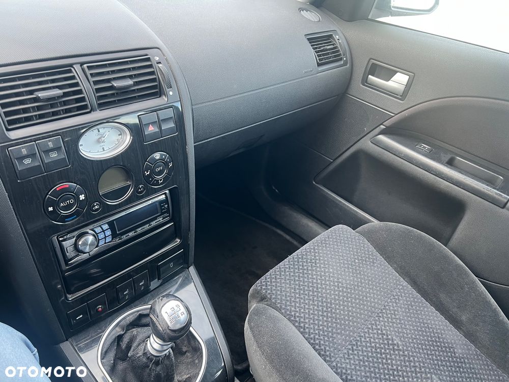 Ford Mondeo 2.0 TDCI Ambiente - 10