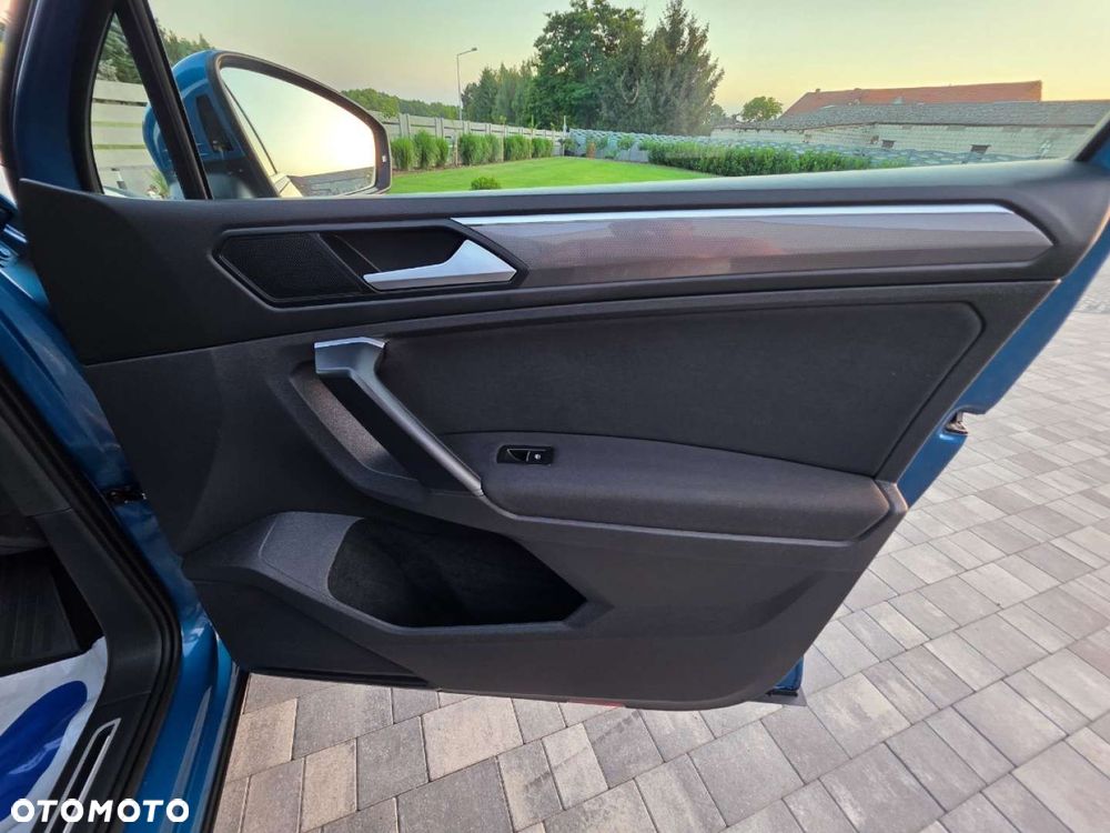 Volkswagen Touran - 28