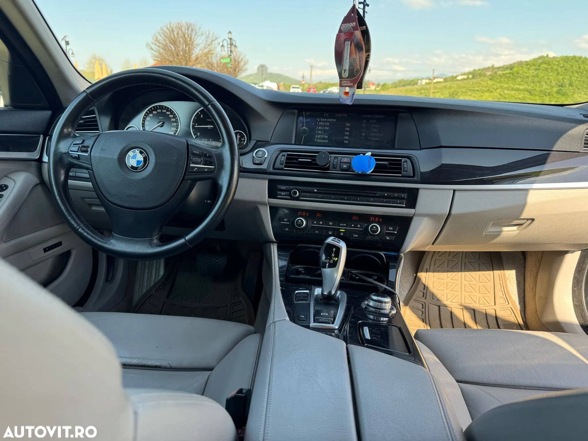 BMW Seria 5 525d Touring Aut. - 10