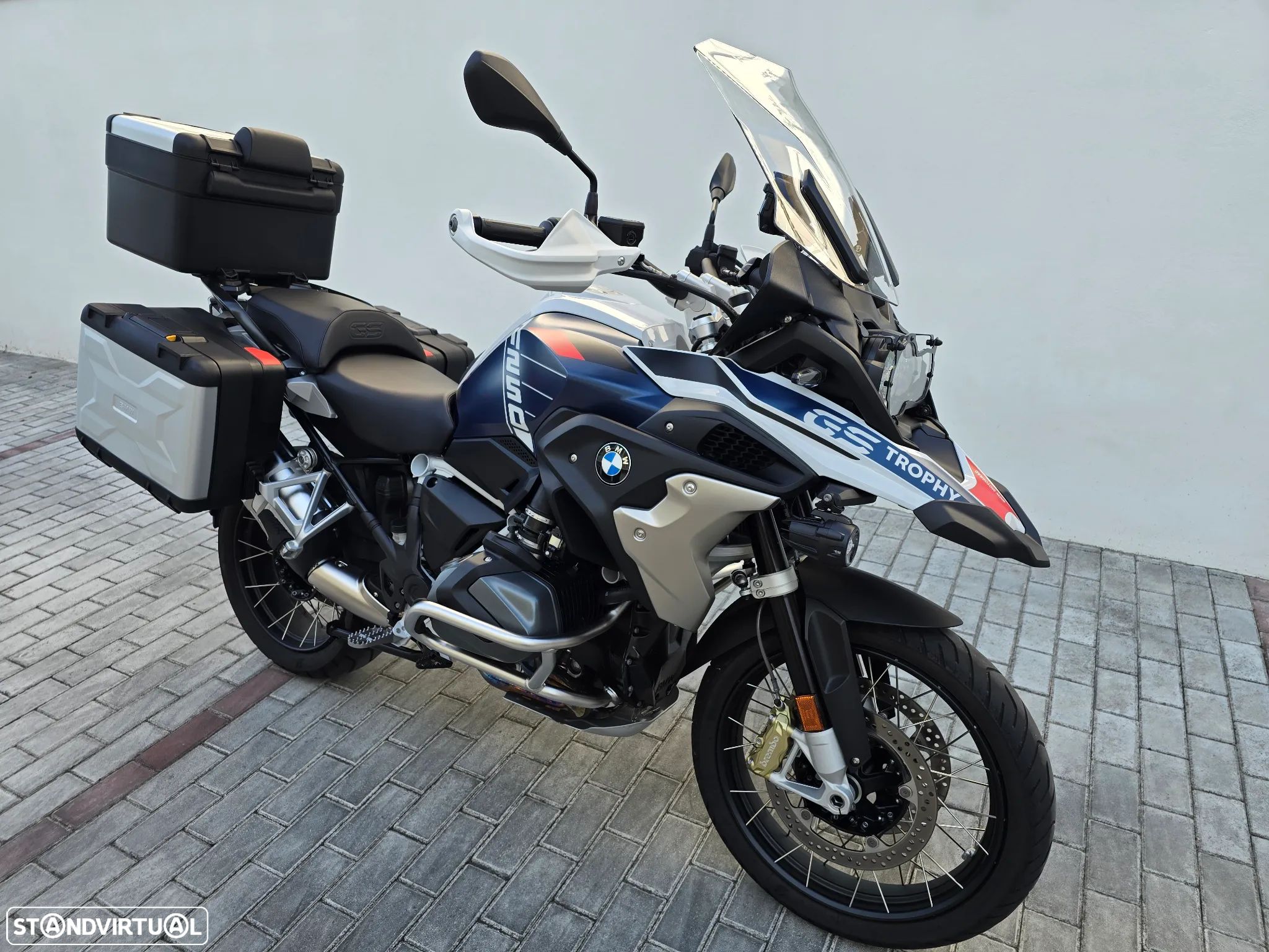 BMW R 1250 GS 2018100071350137 - 1