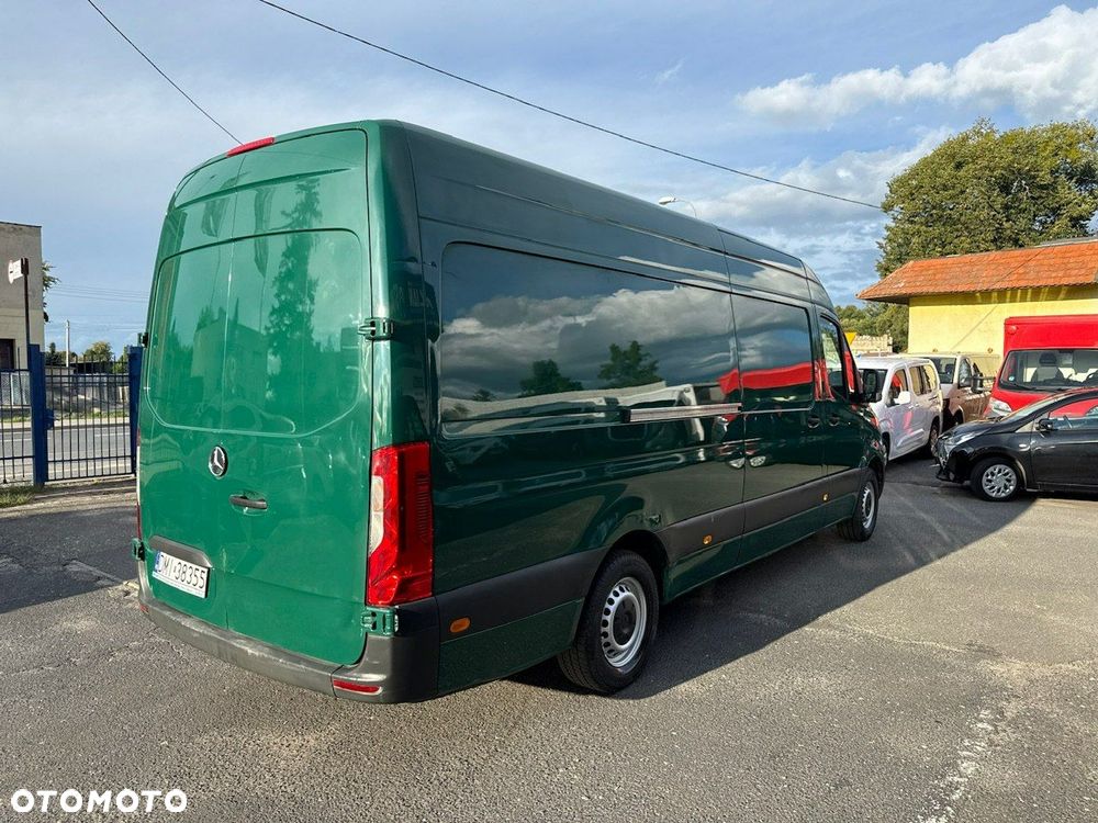 Mercedes-Benz Sprinter - 5