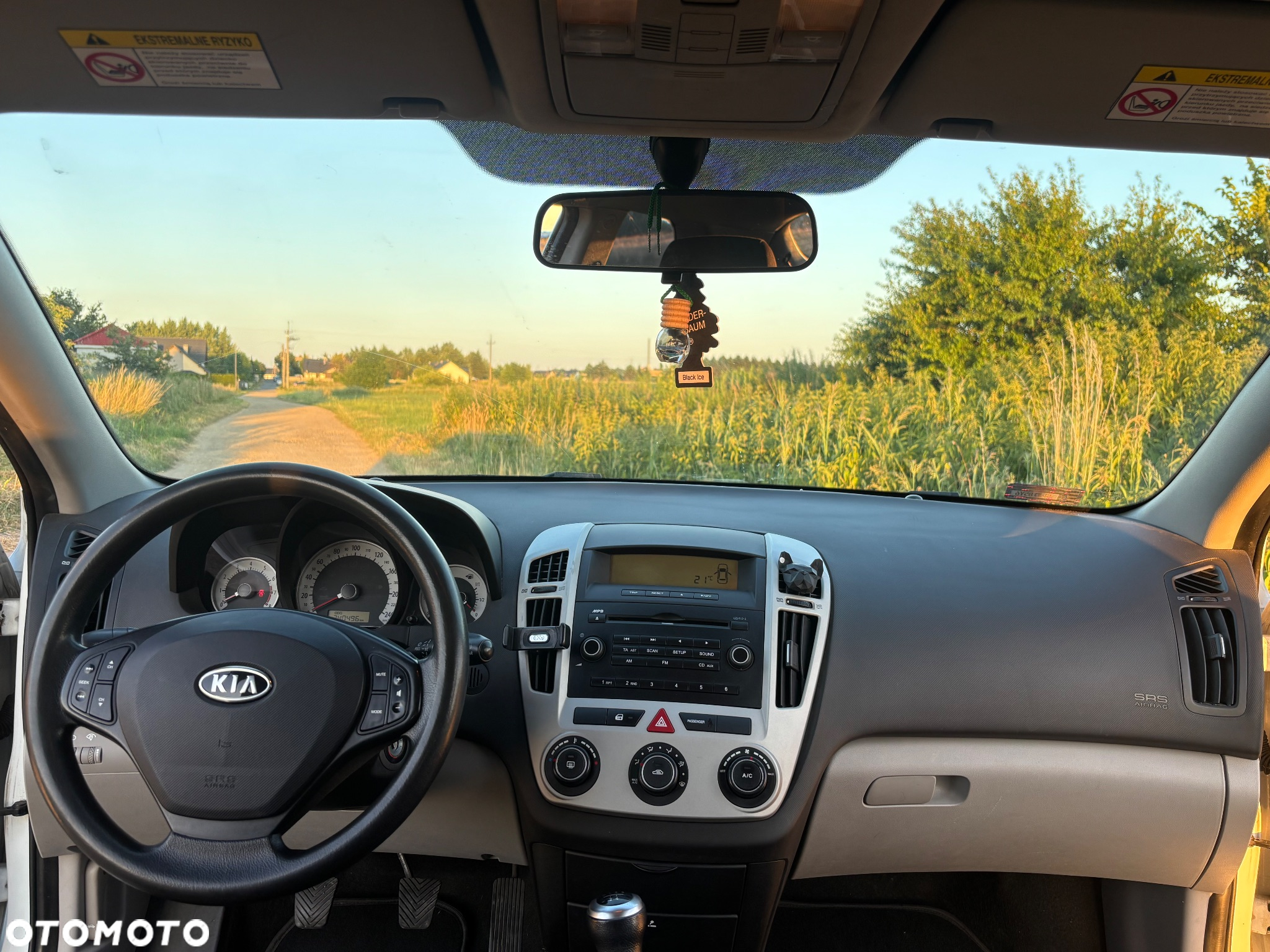 Kia Ceed - 9