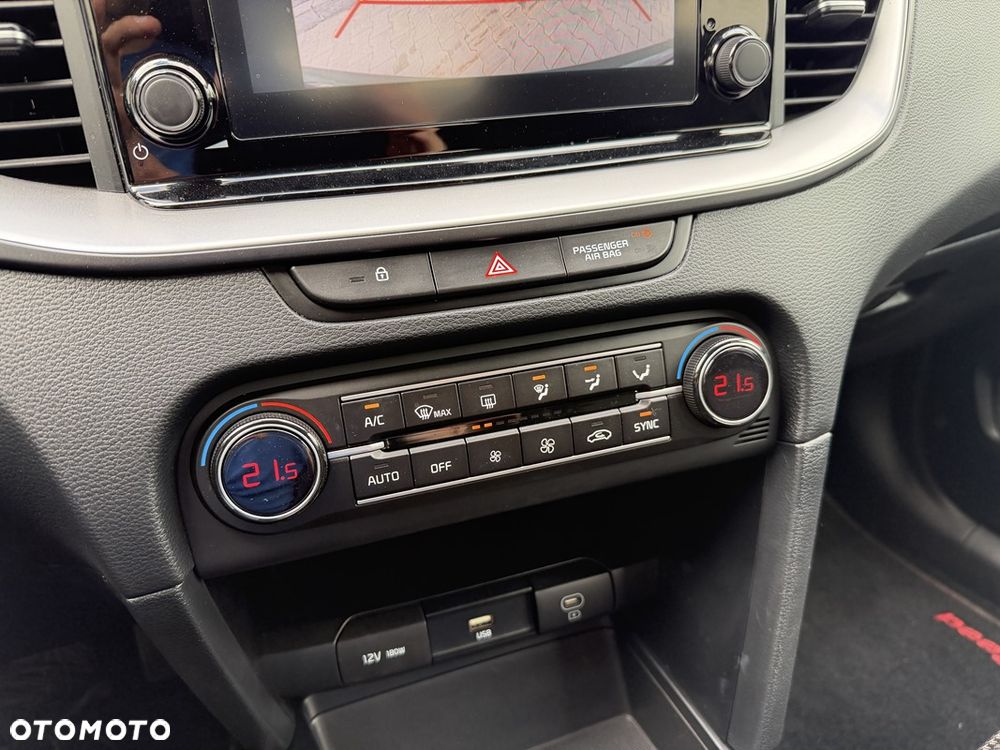 Kia Ceed 1.5 T-GDI M DCT - 32
