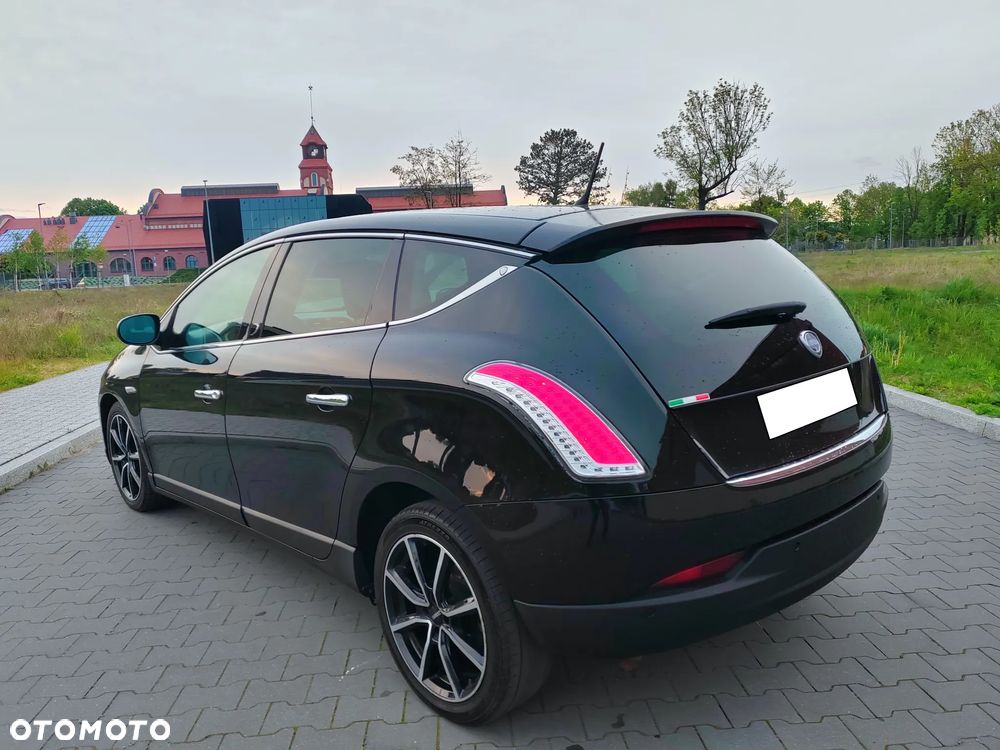 Lancia Delta 1.4 T-Jet 16v Platino - 10