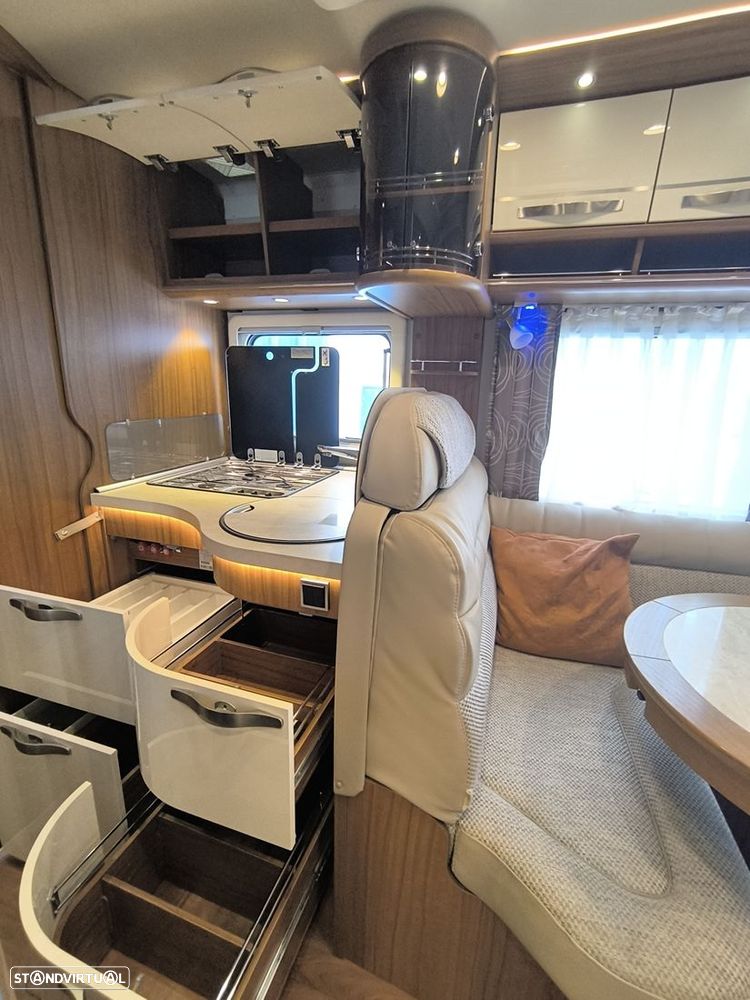 Hymer Classe B 698 Experience (AL-KO) - 12