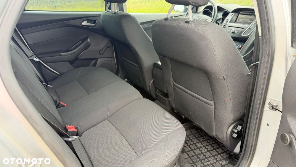 Ford Focus - 29