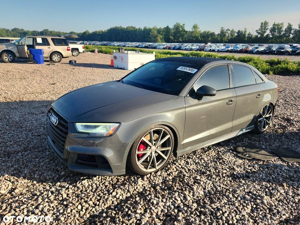 Audi S3 - 1