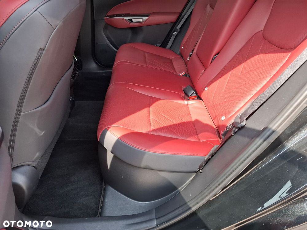 Lexus NX 350h Omotenashi AWD - 18