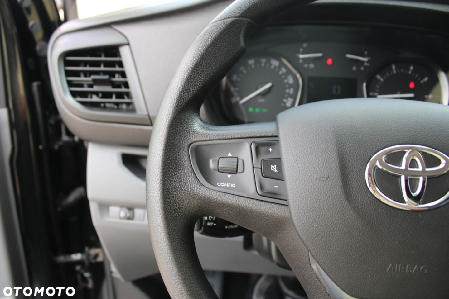 Toyota ProAce - 28