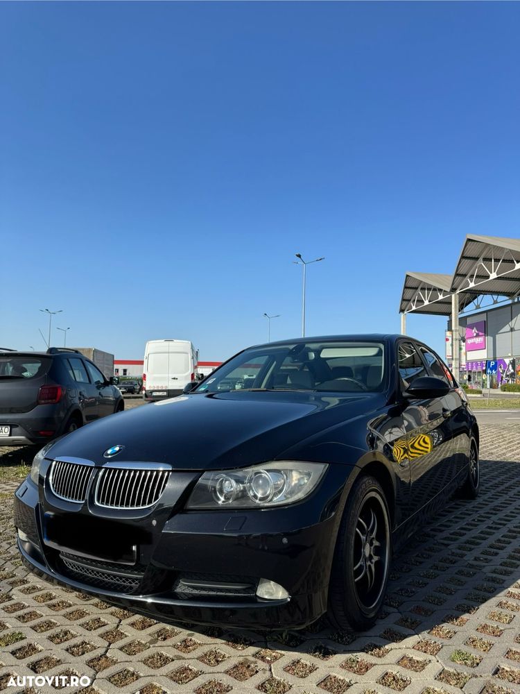 BMW Seria 3 318d - 1