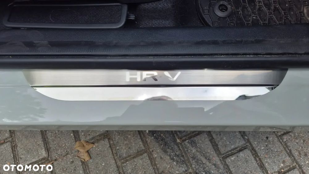 Honda HR-V - 25
