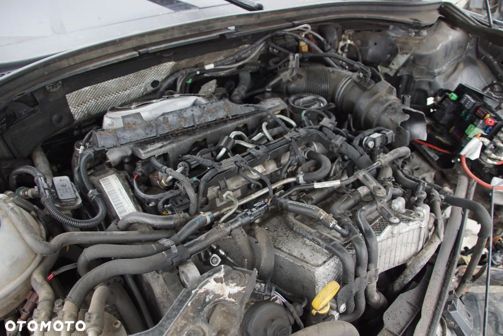 Auto na części - Skoda Superb III 4x4 2.0 TDI 190 KM DFHA SWP LF7M 2018R Silnik Skrzynia Drzwi Błotnik Zderzak Klapa Lampa Lusterko Klamka Szyba Deska Kokpit Sterownik Moduł Czujnik Licznik Wyświetlacz Panel Kierownica - 16