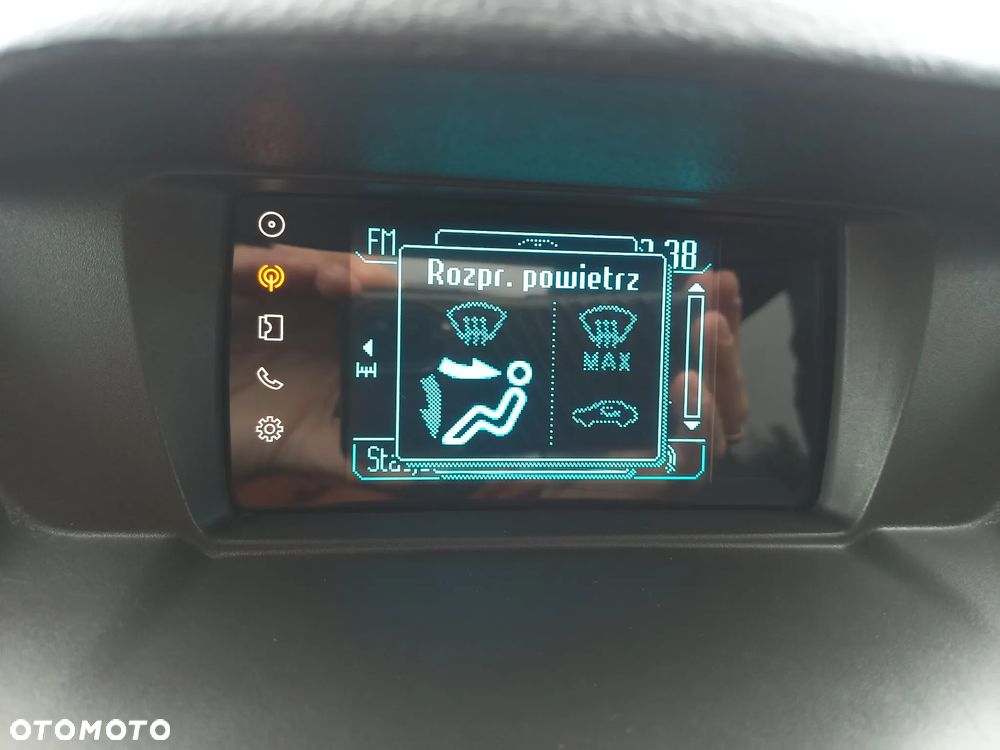 Ford Tourneo Connect Grand 1.5 TDCi Start/Stop Titanium - 27