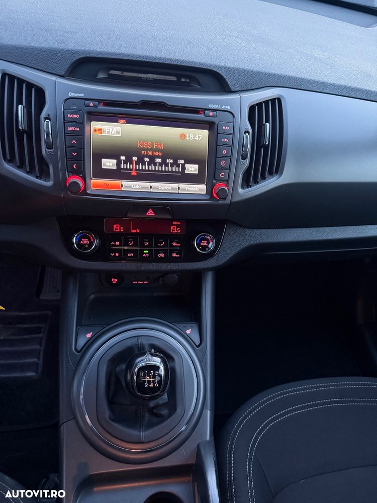 Kia Sportage 2.0 CRDI 4WD Vision - 9