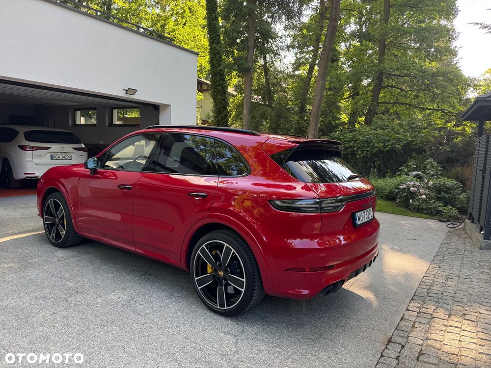 Porsche Cayenne - 6