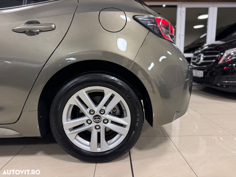 Toyota Corolla - 34